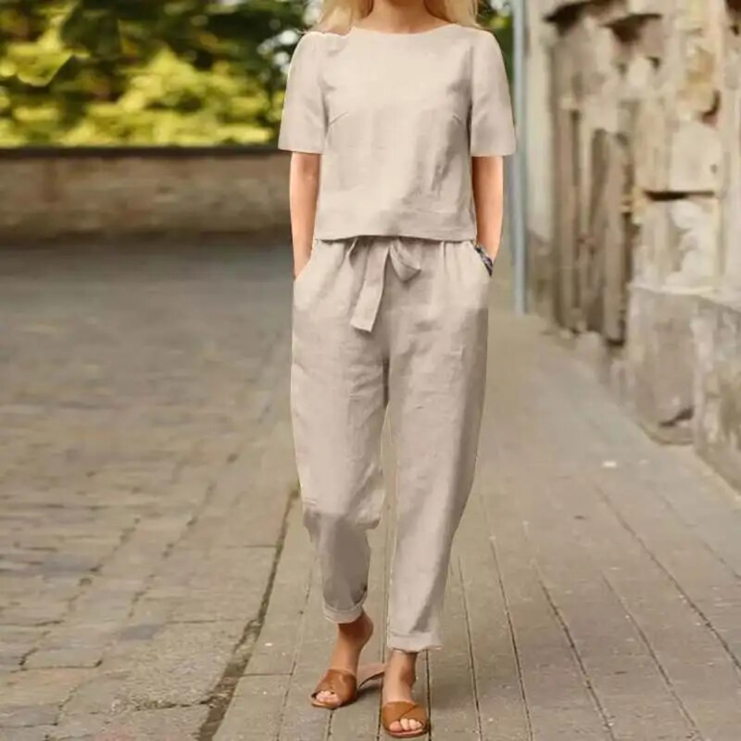 Elegant and Comfortable Two-Piece Set for Women