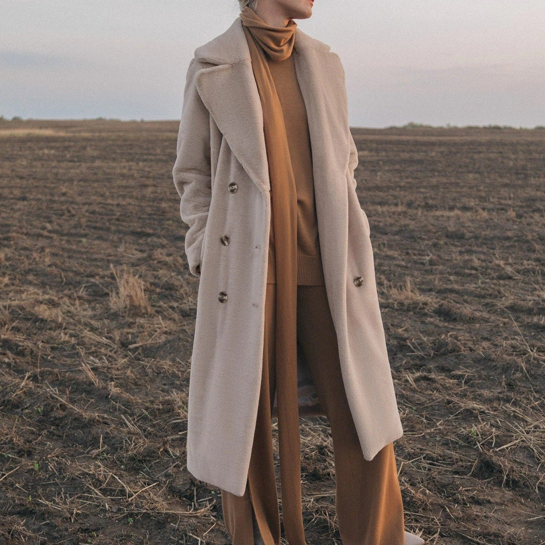 Mune | Long Coat with Elegant Shape