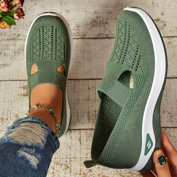 Casual, breathable slip-on sneakers