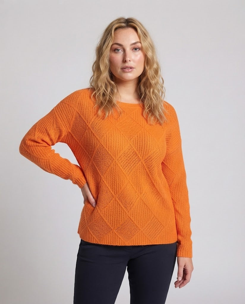 Women's fine-knit pullover in mohair look with diamond-patterned structure and casual oversized fit Mune Fashion