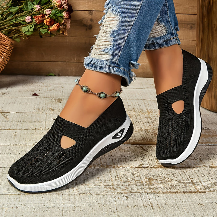 Casual, breathable slip-on sneakers