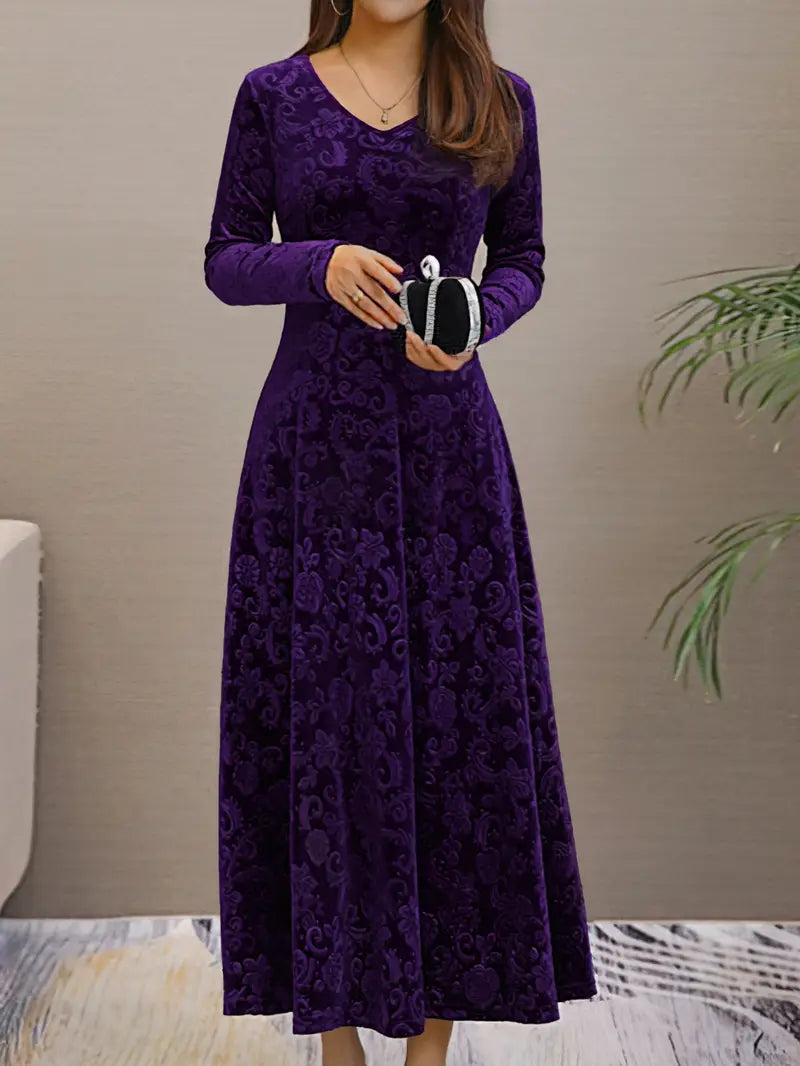 Mune | Figure-Flattering Flared Dress
