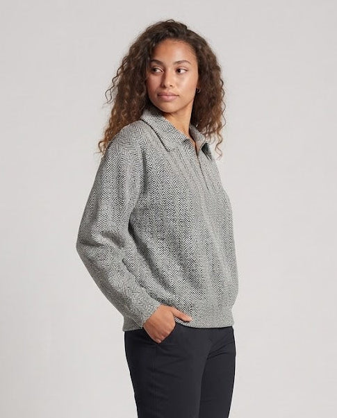Women's Fashionable Oversized Blouse in Herringbone Pattern Mune Fashion