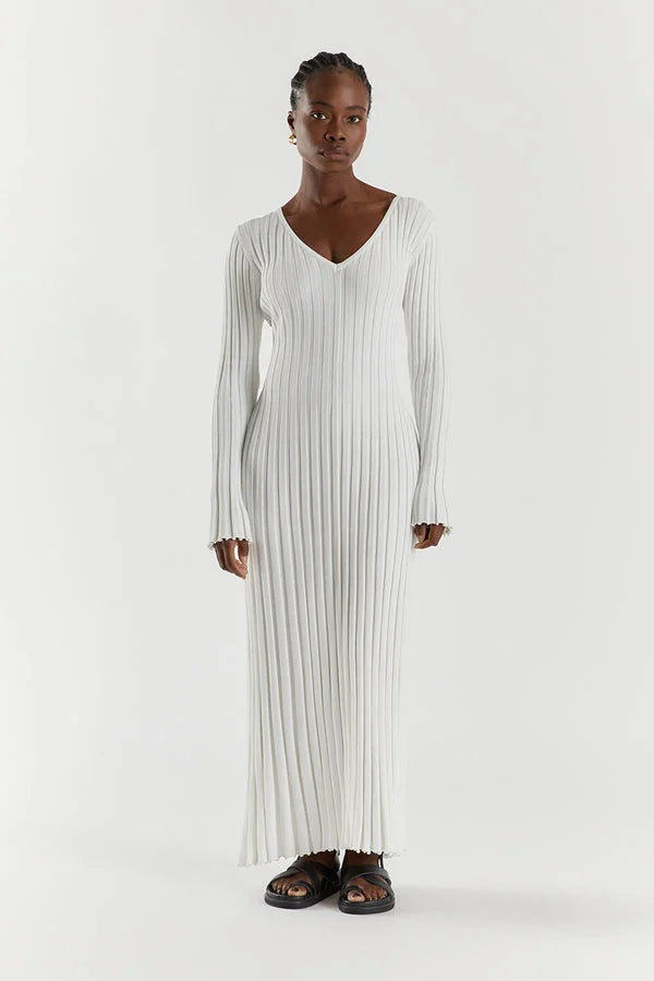 Mune | Comfortable Knitted Women's Midi Dress with V-Neck