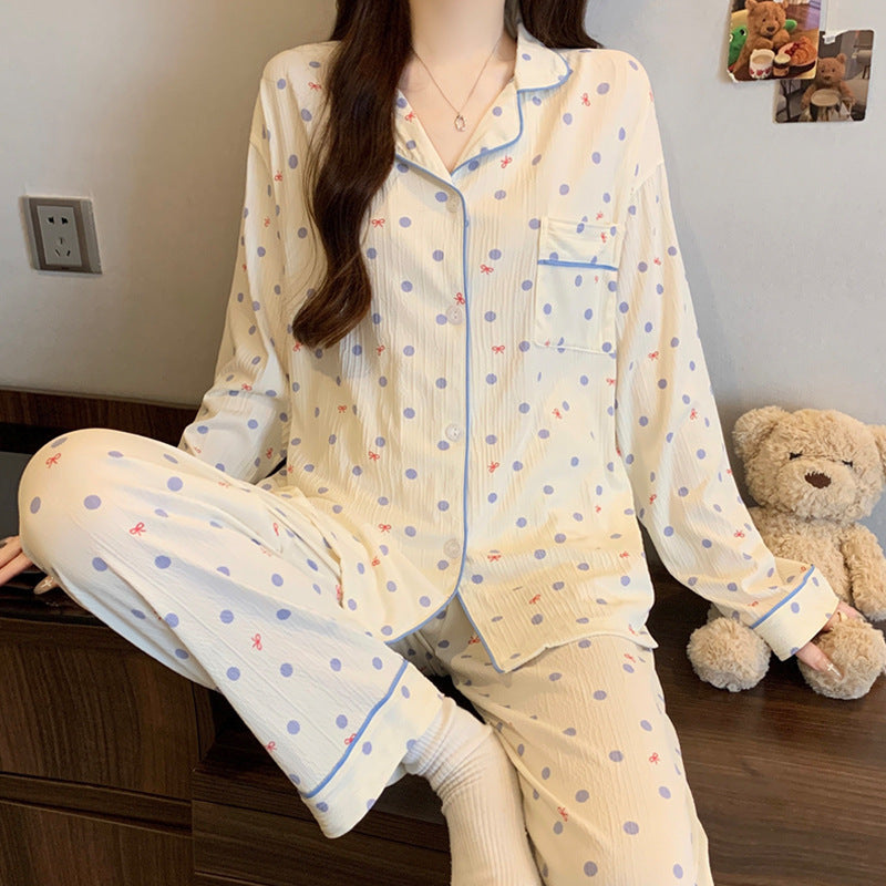 Women's pajamas, long-sleeved, with deer print