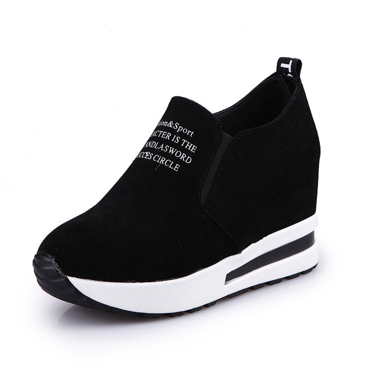 Women's wedge sneakers with velvet look and elastic inserts Mune Fashion