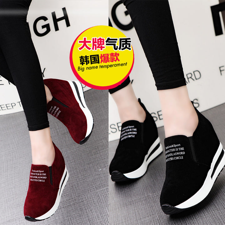 Women's wedge sneakers with velvet look and elastic inserts Mune Fashion