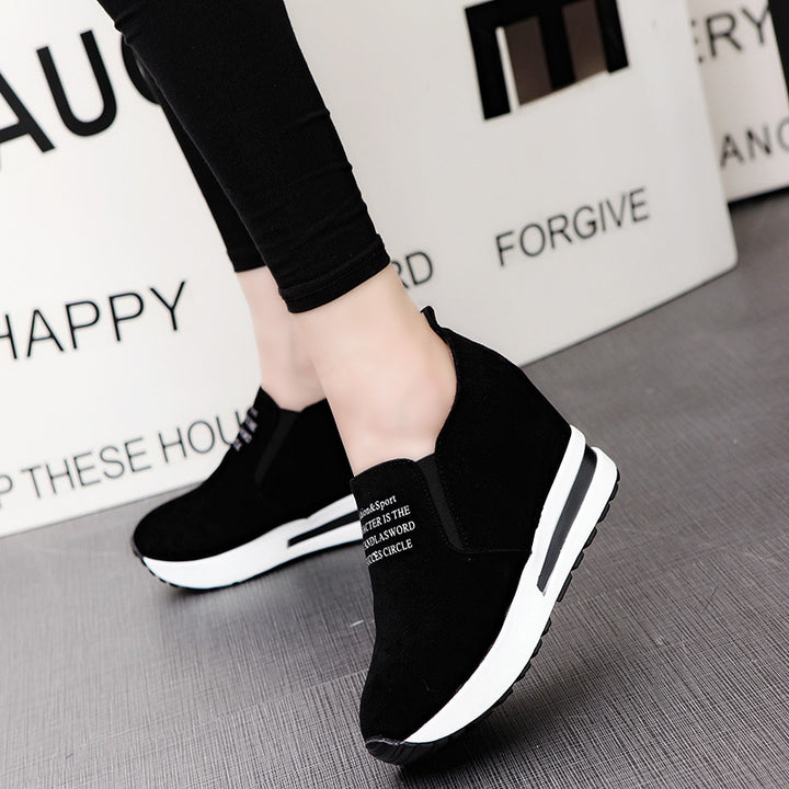 Women's wedge sneakers with velvet look and elastic inserts Mune Fashion