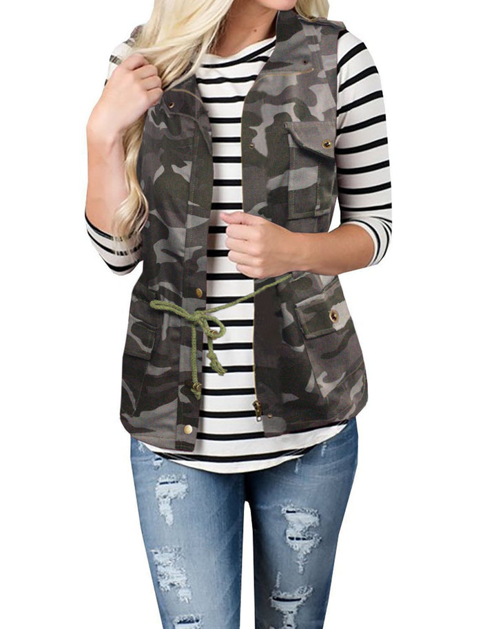 Women’s nan Utility Vest with drawstring, hood and patch pockets Mune Fashion