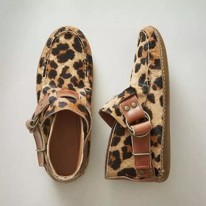 Women’s Artistic Cat Design Slip-On Shoes