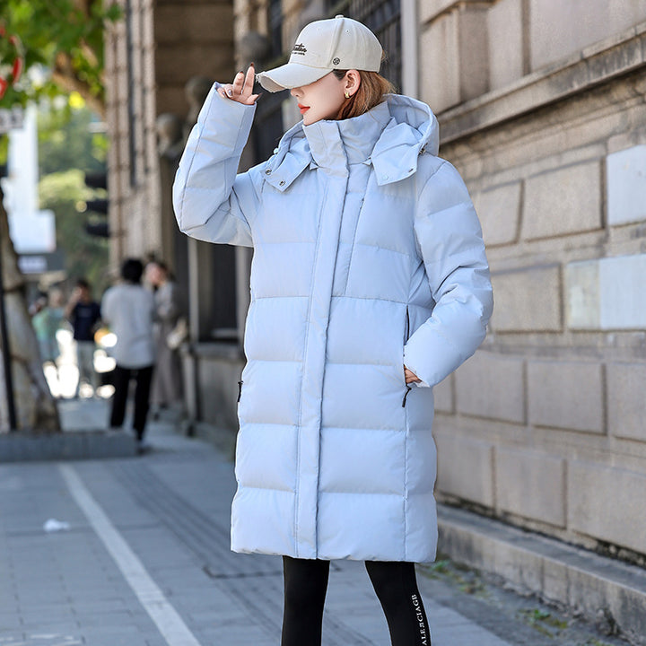 Short women's down jacket with removable hood