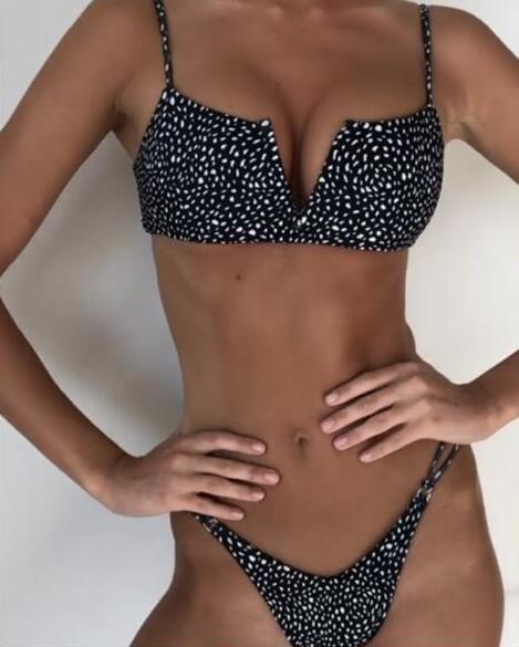 Ladies High Cut Bikini with Sophisticated Ribbed Design Mune Fashion