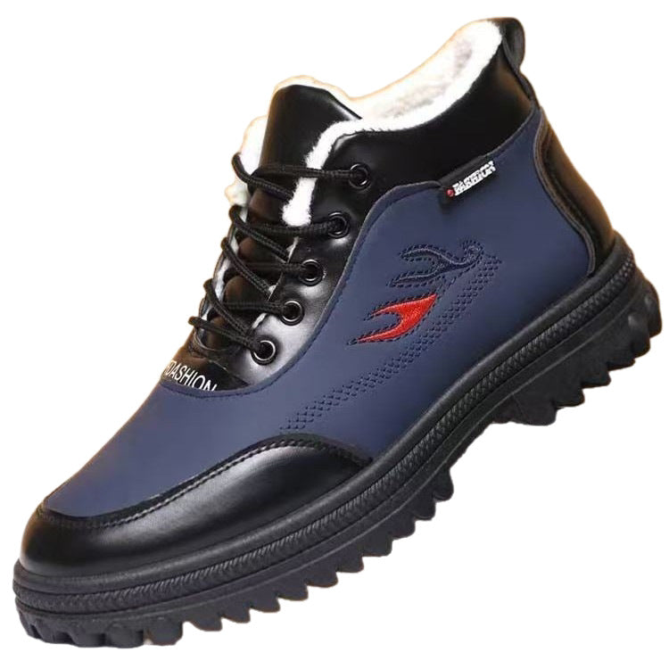 Insulated men's winter boots with non-slip sole