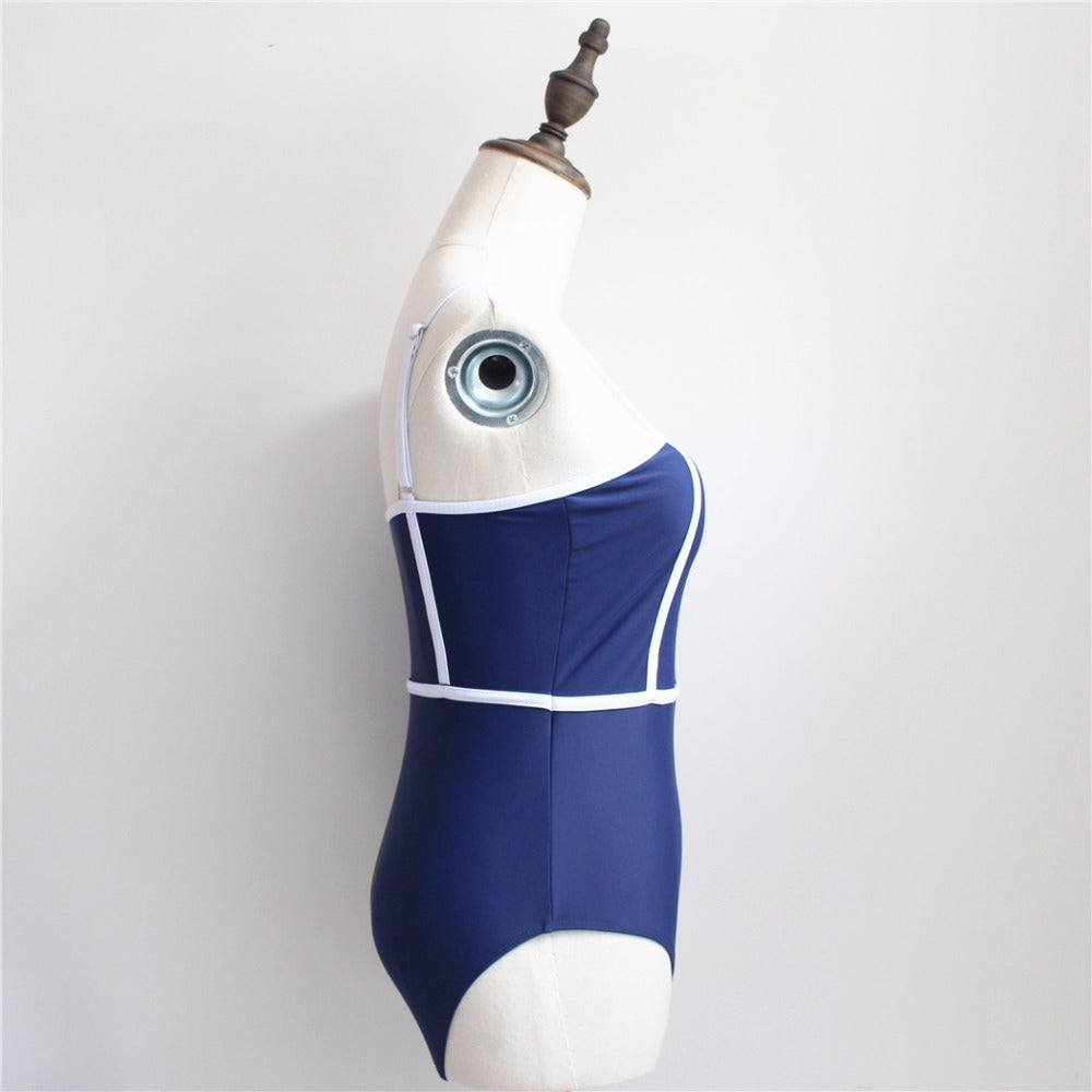 Ladies Elegant High-Cut Swimsuit Mune Fashion