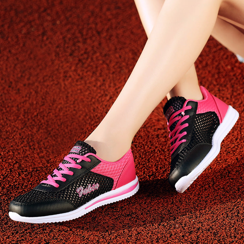 Women's lightweight mesh casual shoe with open-pored honeycomb structure, padded comfort insole, and flexible patterned sole Mune Fashion