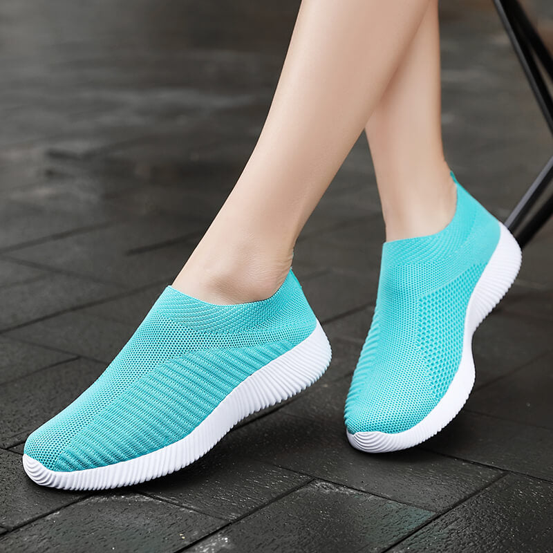 Women’s breathable knitted slip-on sneakers without laces with slip-resistant rubber sole Mune Fashion
