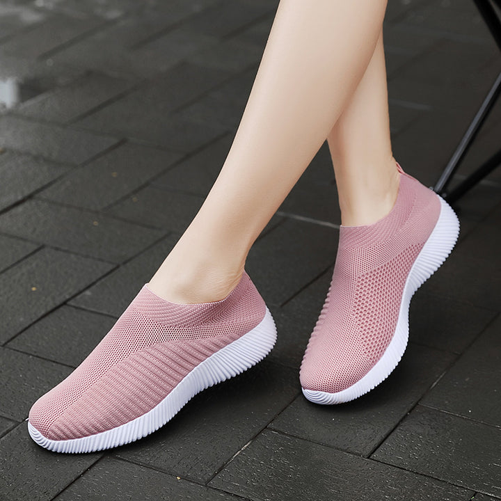 Women’s breathable knitted slip-on sneakers without laces with slip-resistant rubber sole Mune Fashion