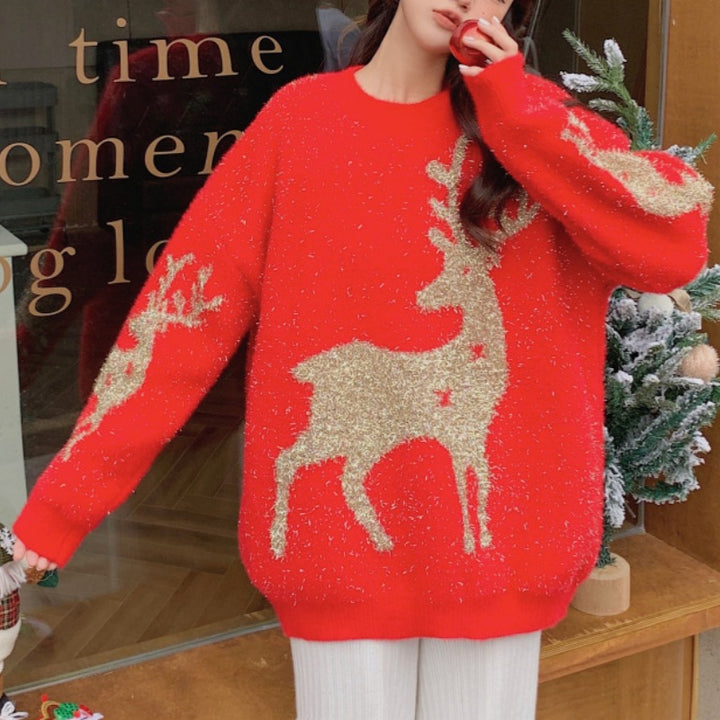 Christmas knitted sweater with animal motif