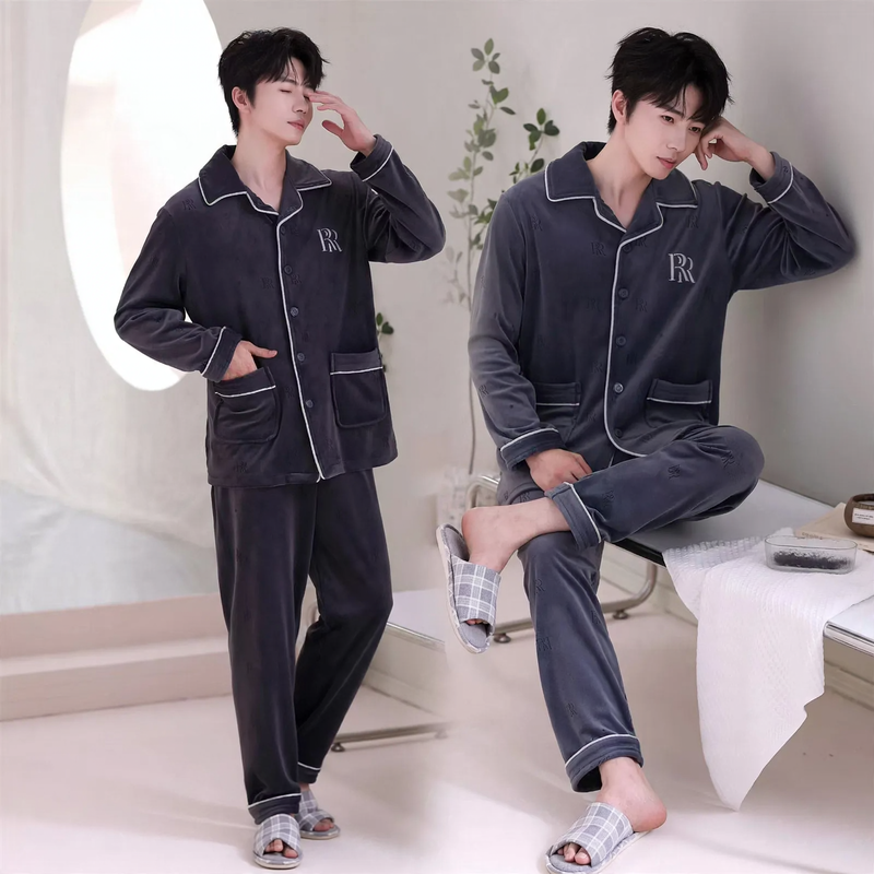 Warmer Herren-Hausanzug aus Insel-Fleece