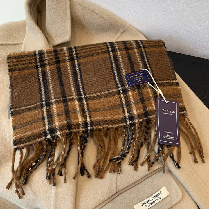 Checked scarf in retro style for women and men