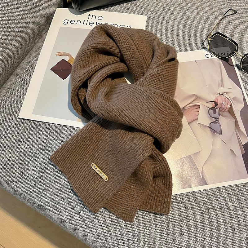 Knitted scarf made of pure wool, 162x33 cm
