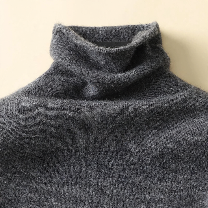 Women's wool sweater with stand-up collar made of 100% wool