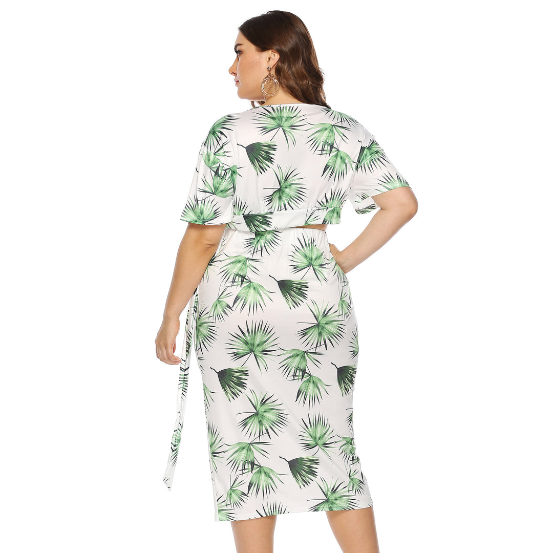 Women's elegant summer outfit with floral print and fashionable wrap detail Mune Fashion