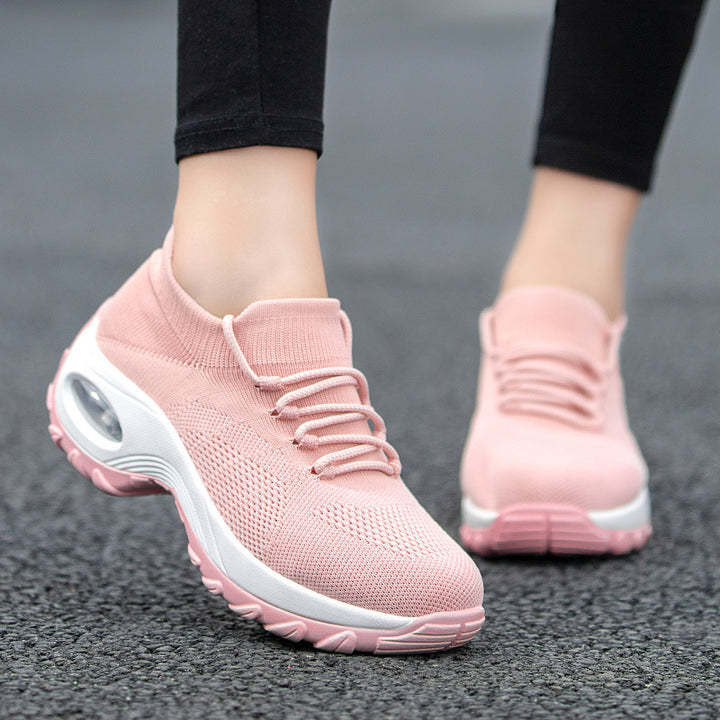Women’s knitted sock sneaker with air-cushioned sole and elastic knit upper Mune Fashion