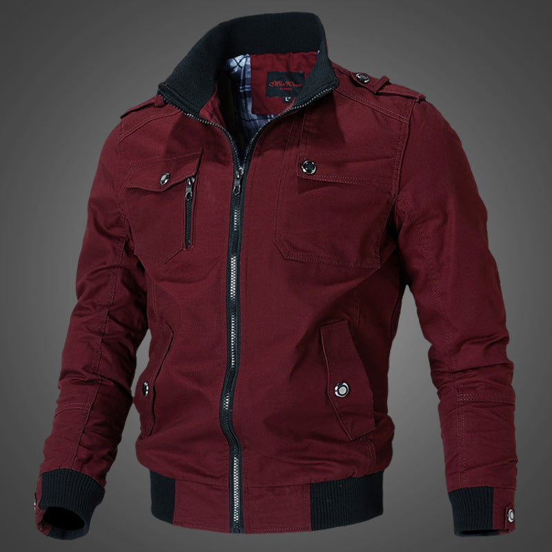 Men's fashionable field bomber jacket made of robust cotton canvas with epaulettes, zipper, and ribbed hem.