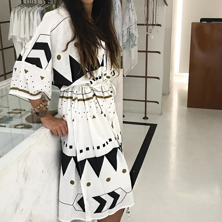 Women's Midi Dress Kaftan with V-Neck, Drawstring Waist Gathering & Graphic Print Mune Fashion