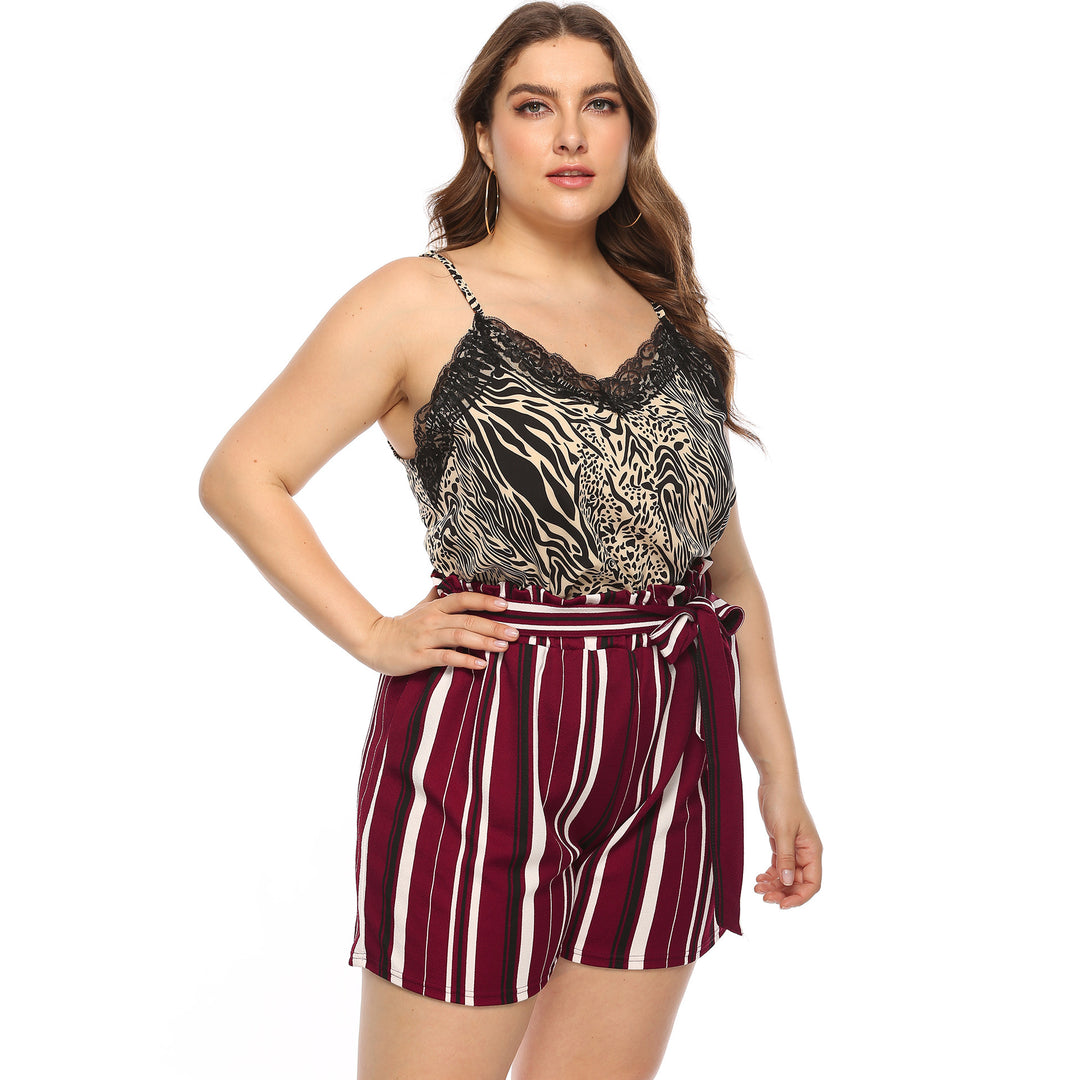 Women's elegantly cut striped shorts with decorative tie belt Mune Fashion
