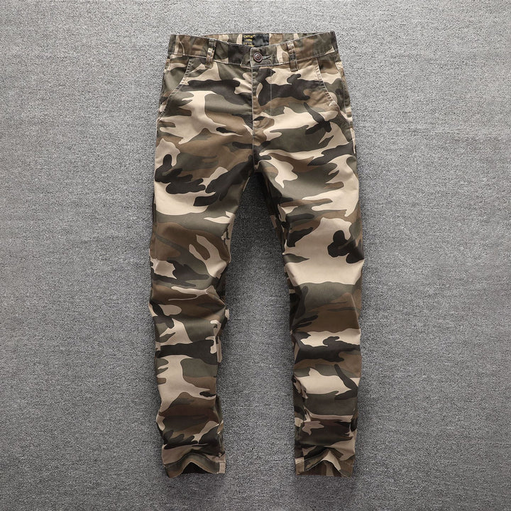 Men's twill pants in camouflage pattern with straight cut and belt loops Mune Fashion