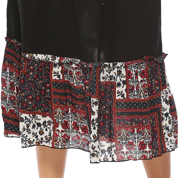 Women's casual dress with decorative waist lacing and floral accents Mune Fashion