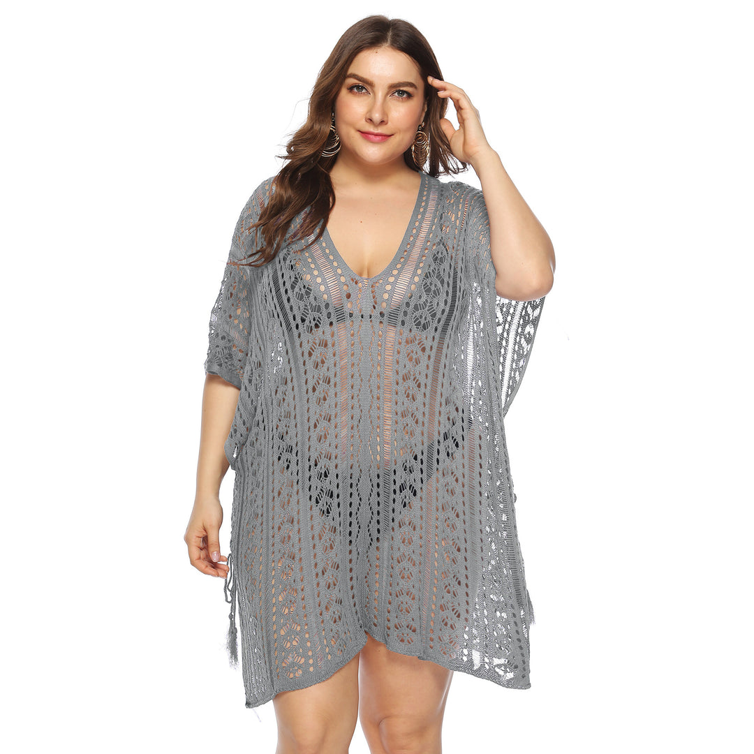 Women's airy crochet beach cover-up with elegant V-neck Mune Fashion