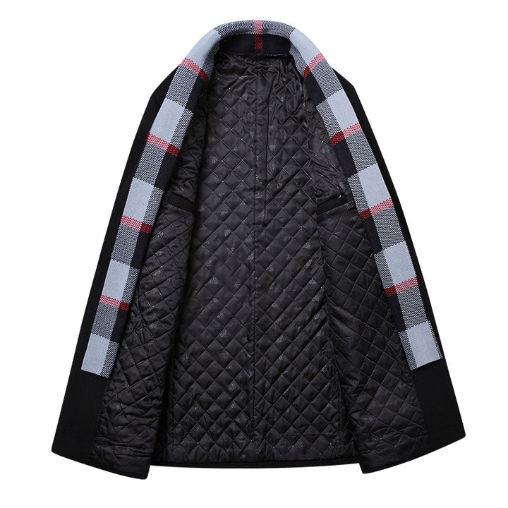 Men's single-breasted short coat made of wool blend with quilted inner lining and classic lapel Mune Fashion