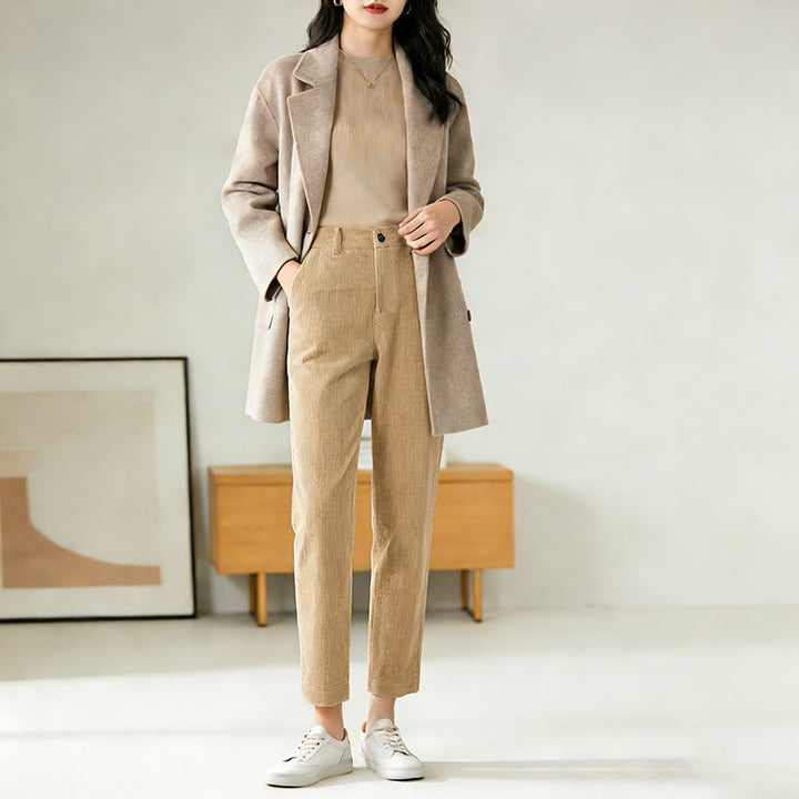 Cord pants with stripe structure