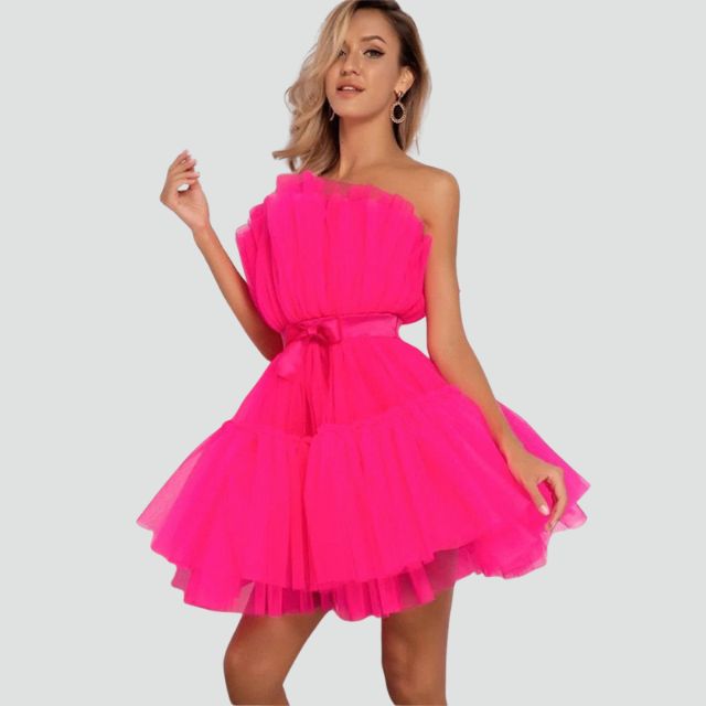Mune | Fitted dress in tulle with layered skirt