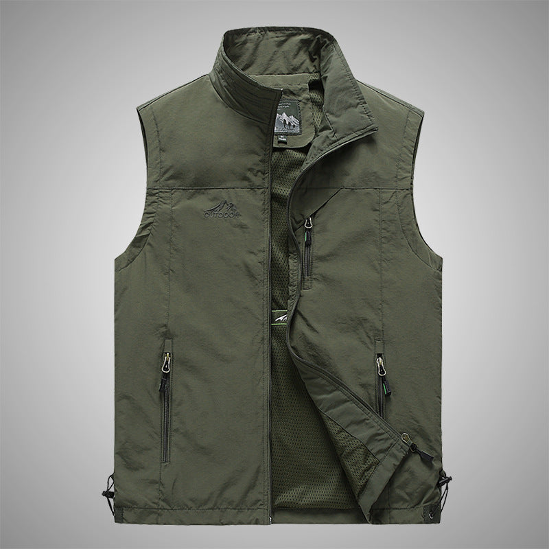Men's Breathable Softshell Outdoor Vest with Mesh Lining and Multiple Zippers Mune Fashion