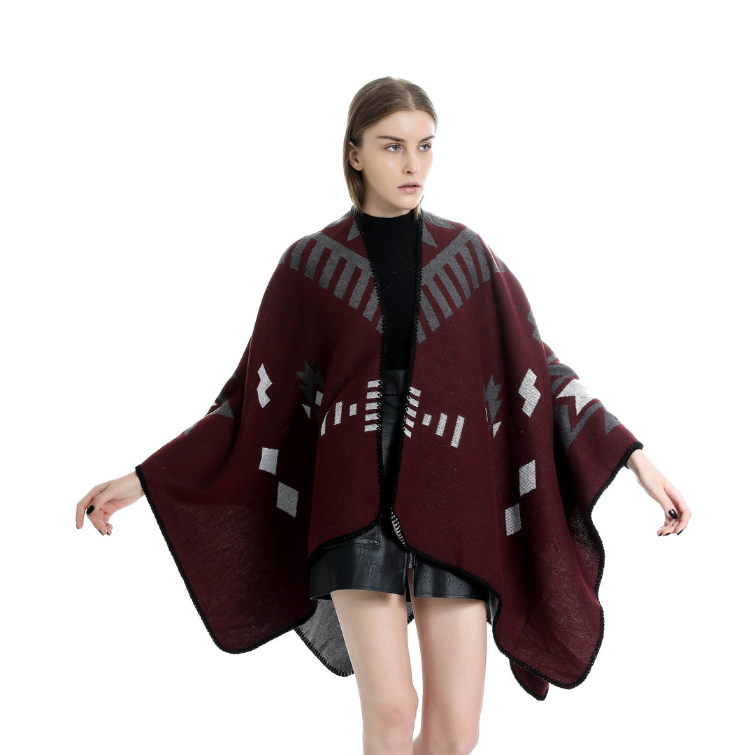 Women's Jacquard Ruana Cloak with Geometric Pattern and Reversible Finish Mune Fashion