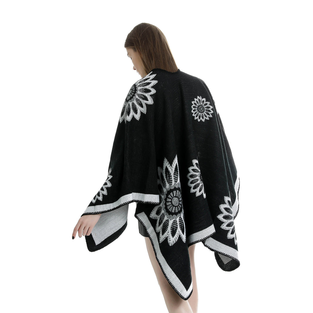 Women's wool blend ruana with floral intarsia jacquard and open kimono silhouette Mune Fashion