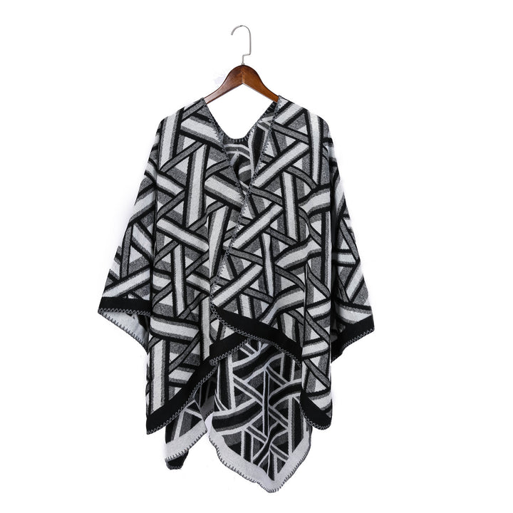 Women's Oversize Ruana with geometric jacquard and decorative seam Mune Fashion