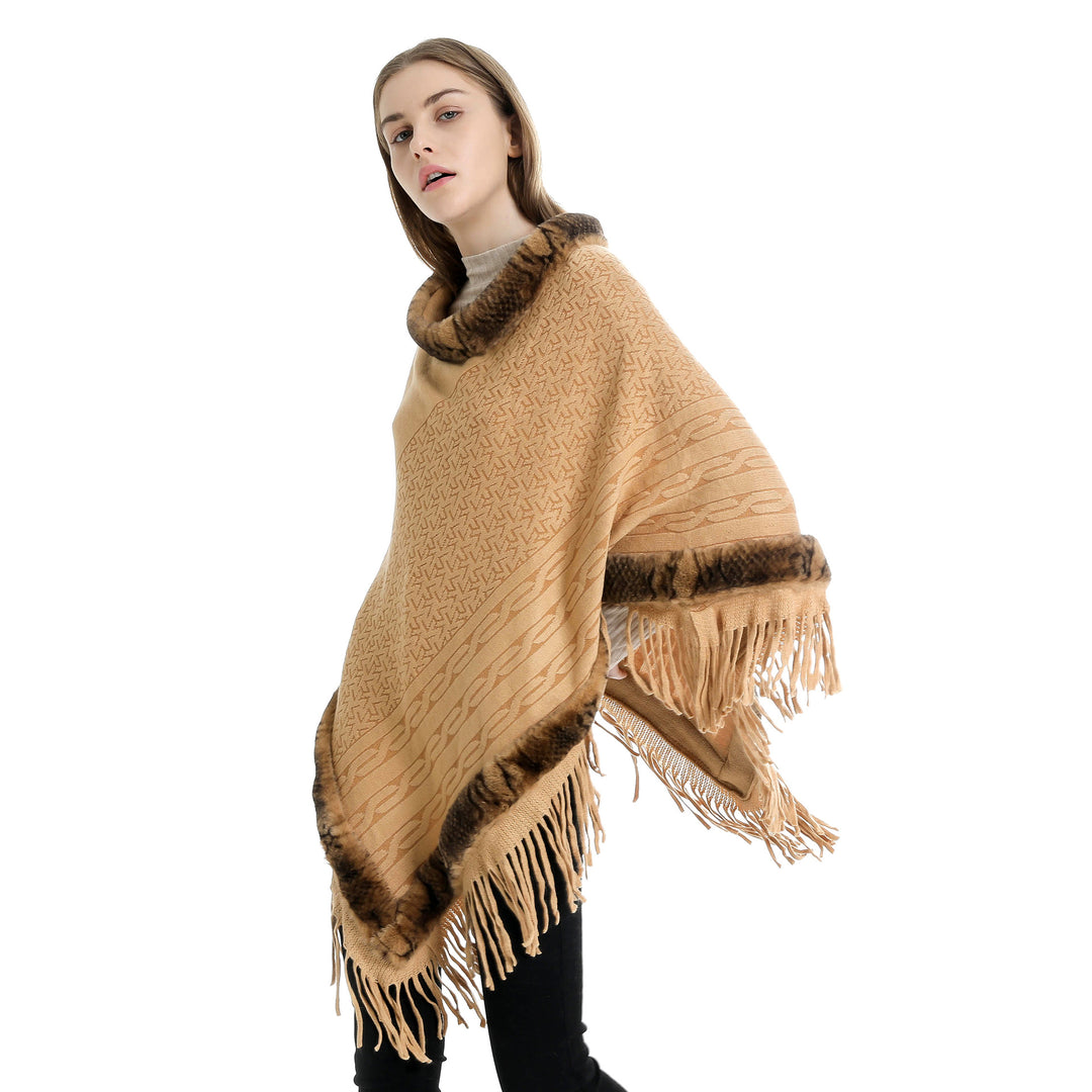 Ladies elegant wool blend poncho with faux fur trim and fringed hem Mune Fashion