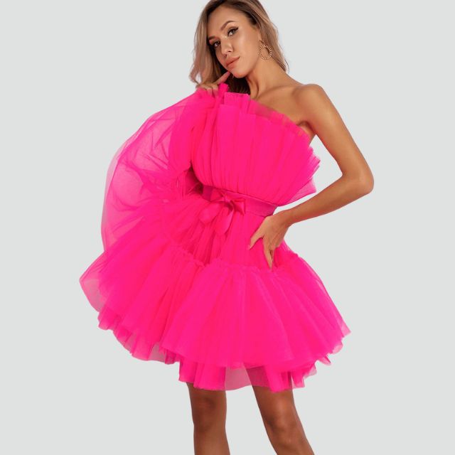 Mune | Fitted dress in tulle with layered skirt