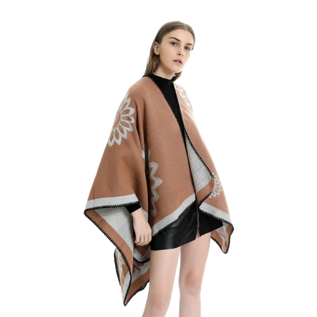 Women's wool blend ruana with floral intarsia jacquard and open kimono silhouette Mune Fashion