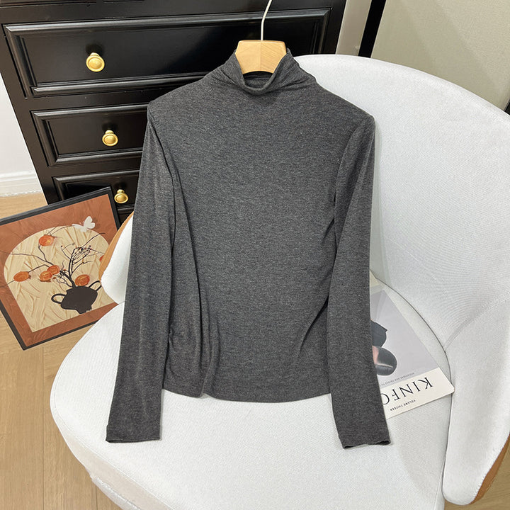 Women's turtleneck sweater made of cashmere blend