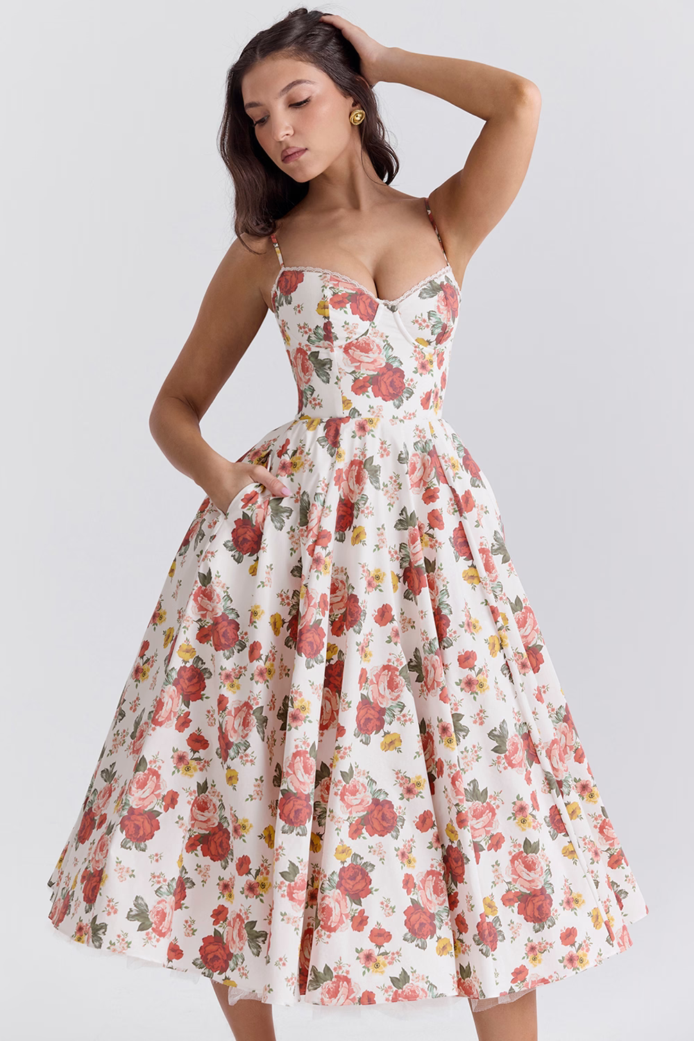 Mune | Elegant Cocktail Dress for Timeless Glamour