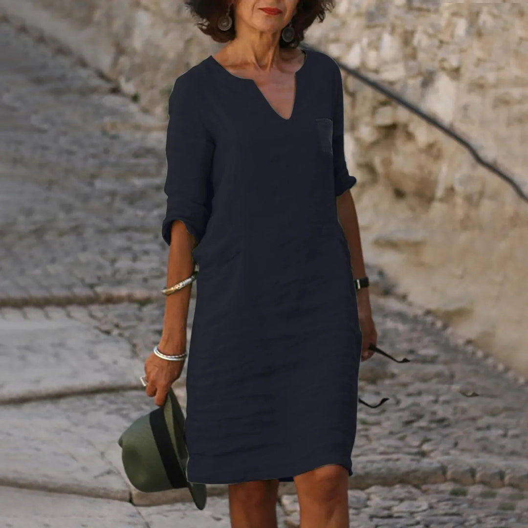 Linen shift dress with V-neck and pockets