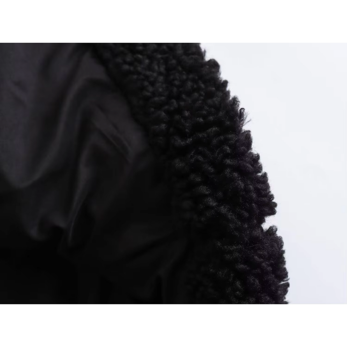 Mune | Polare Oversize with Stand-Up Collar and Zipper for Women Ideal for Cold Weather