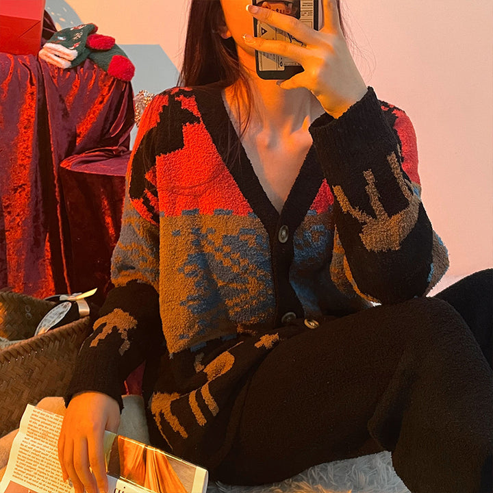 Women's loungewear, soft and warm, with winter motifs