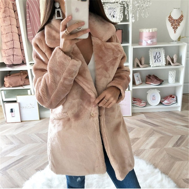 Women's Teddy Faux Fur Coat with Lapel Collar and Patch Pockets Mune Fashion